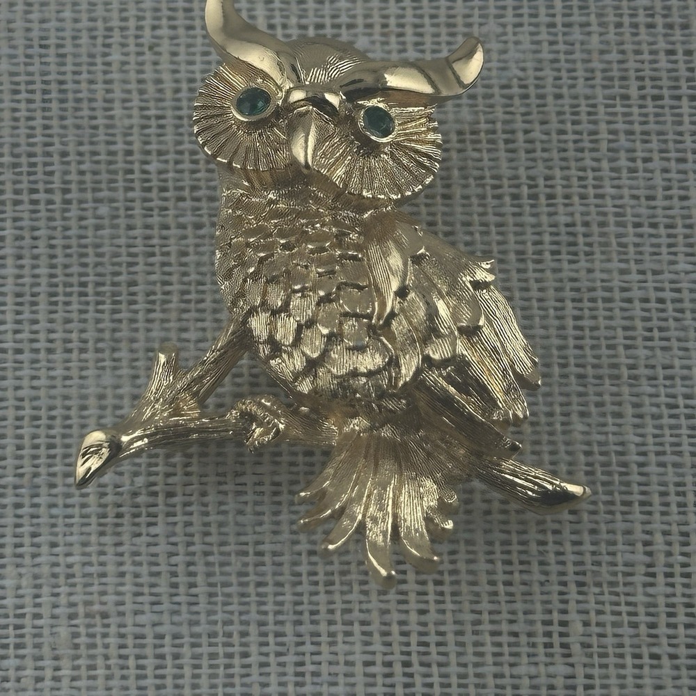 Vintage Monet Owl Brooch Pin Figural Gold Tone